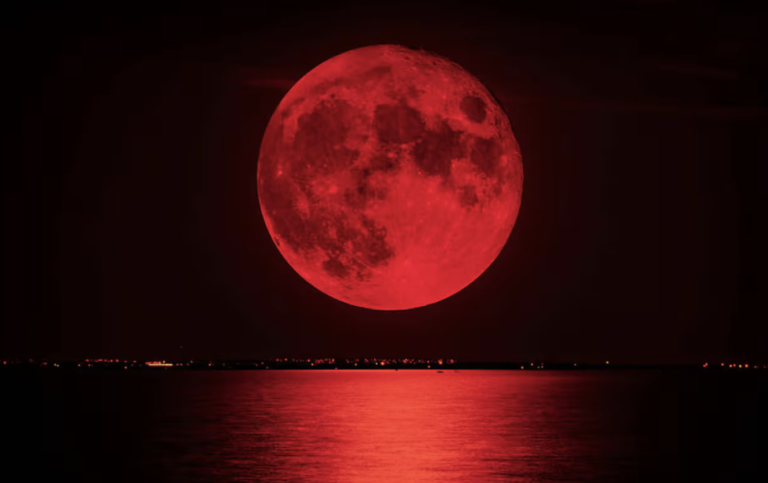 Llega la Luna de Sangre